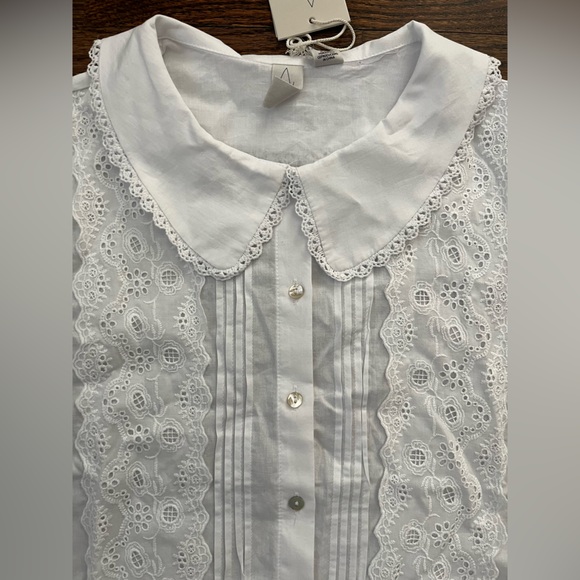 NWT Joie White Broderie Anglaise Eyelet Blouse With Crocheted Peter Pan Collar. - Picture 2 of 5